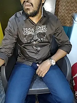 Karantamiltop live sex cam