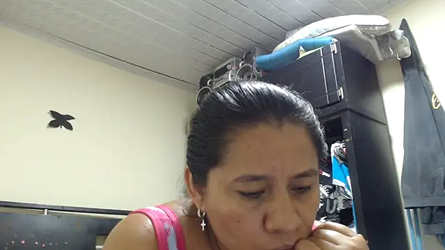 adrixxx38 webcam