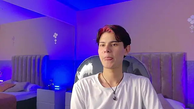 Derek_Sinn webcam