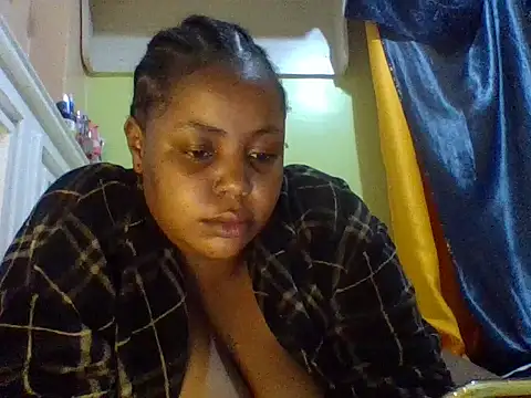 sexychubby22 webcam