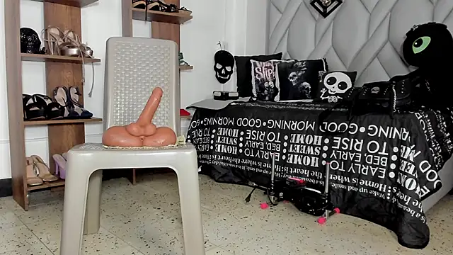 MirandaHaguen webcam