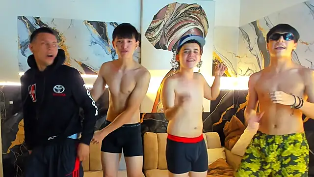 Houseofwarrios webcam