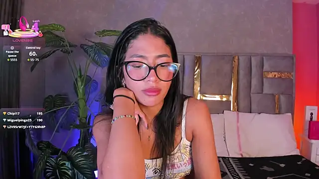 Tyla_Ks webcam