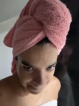 JuanitaMore01 webcam