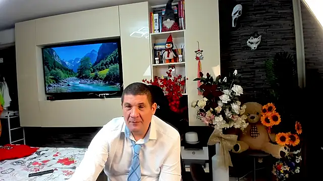 SpartacusDaddy48 webcam