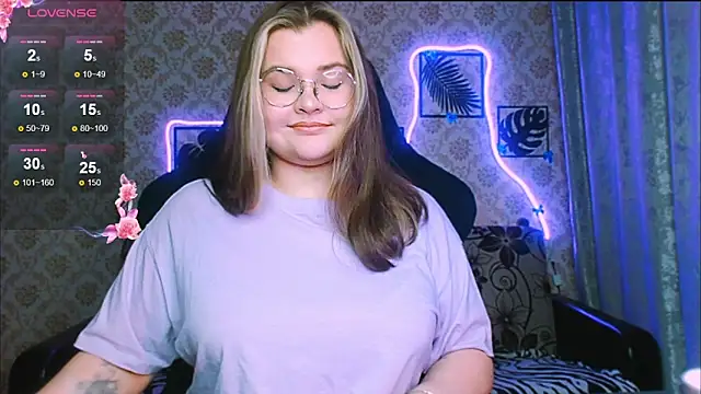 InLoveWithLife26 webcam
