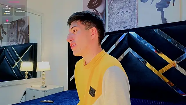 Un_Sluttyy webcam
