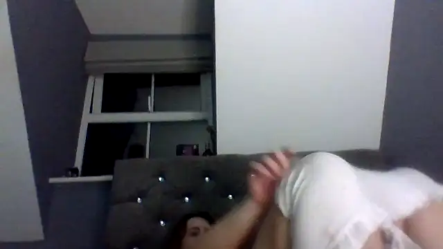Blonde_Bunny webcam