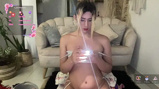 isa_fox_23 webcam