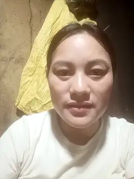 Momo-biki webcam