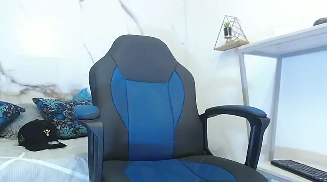 XanderGrey8 webcam