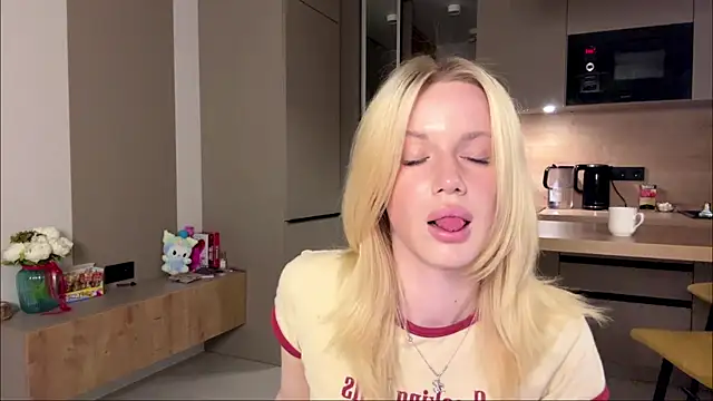 moonavelle webcam