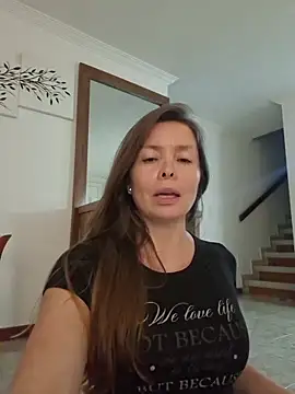 karina_warthon webcam