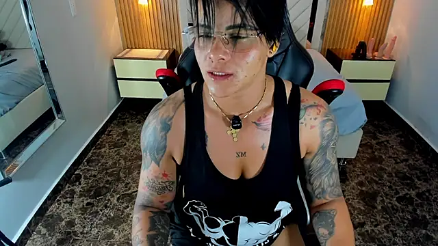 KAROLLJONES1 webcam