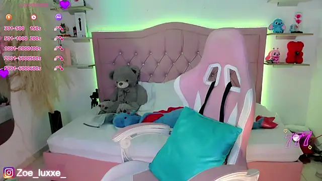 Zoe_Luxxe_ webcam