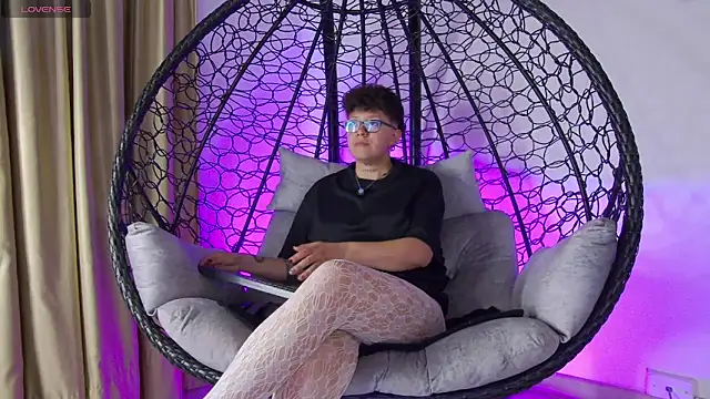 alex_noa - Alex_noa's free webcam - UK Sex Cams