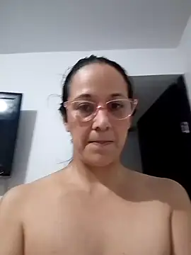 nicolle_milf1978 webcam