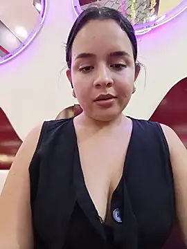 Julieth_hot-69 webcam