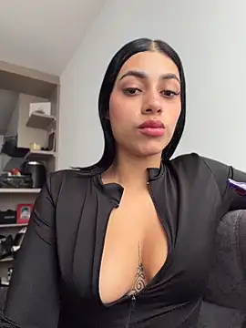 AlannaEvons webcam
