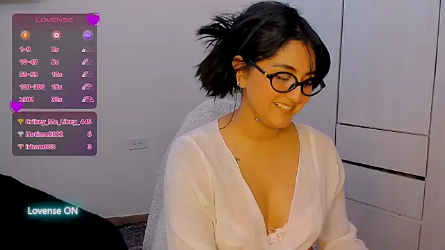 ViolettaKai webcam