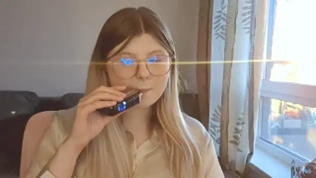 YukiBlush webcam