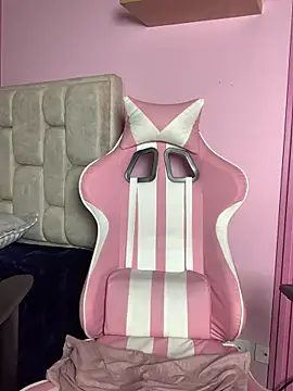 MoonLitDoll webcam