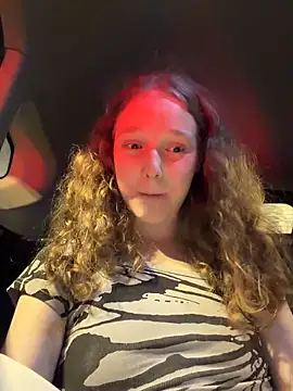 outside_rosy Live Webcam on Stripchat