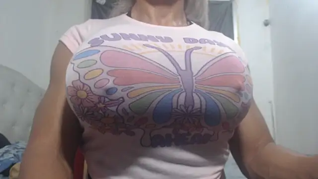 DanielaMuscleTS webcam