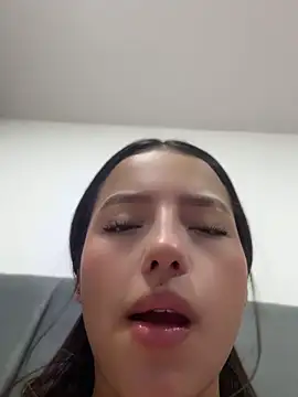 Sofia18_pinkk webcam