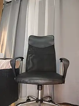 Oliver_bigblack_cock webcam