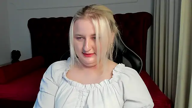 LioraArdyn webcam
