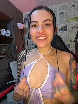 i_am_nina_ webcam