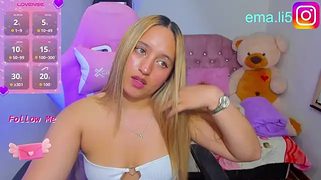 ema_tayy webcam