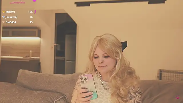 LikaBerry1 webcam