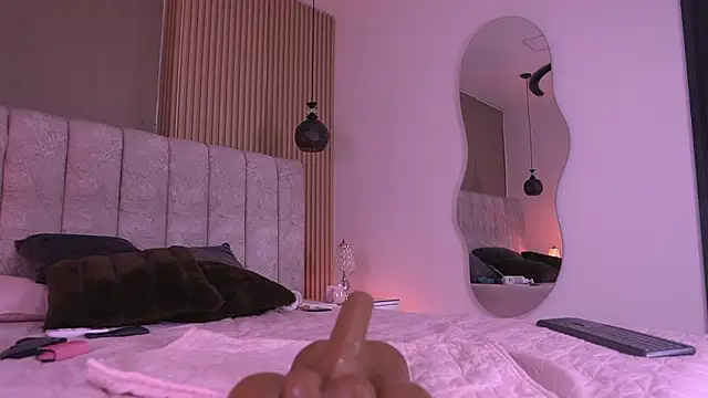 sam_lewins webcam