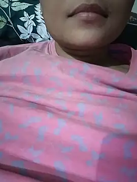 HOT-SHAKIRA webcam