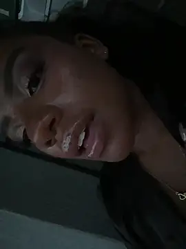 VictoriaKroft webcam