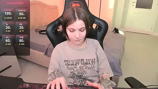 LyingAngel webcam