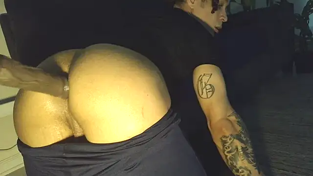 shurthingx Live Webcam on Stripchat