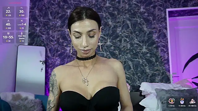 BrianaGolddenn webcam