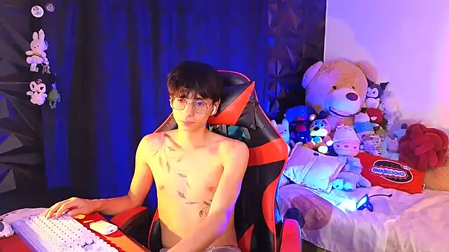 the_princeRed webcam