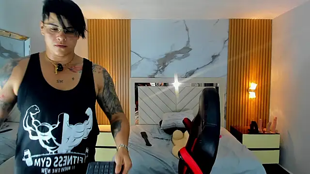 KAROLLJONES1 webcam