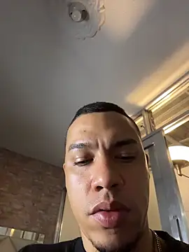 AlphaMasterXxx webcam
