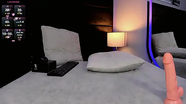 CuteMiaaa webcam