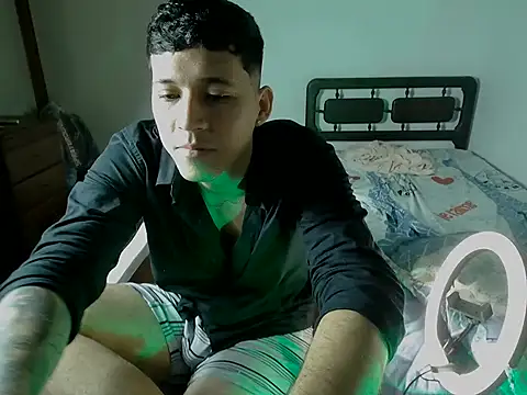 JadeeBlaze webcam