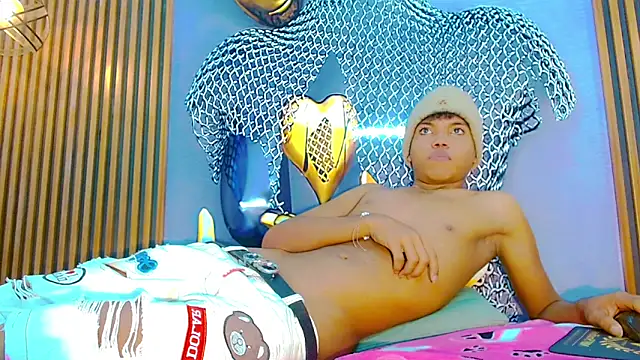 Chris_Hott webcam