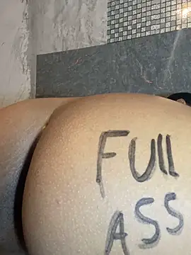 messybronw1 webcam