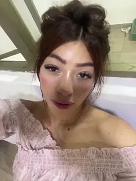 DAKOTA_SAKURA webcam