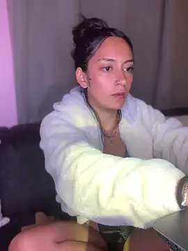 DulceLatinaxo webcam