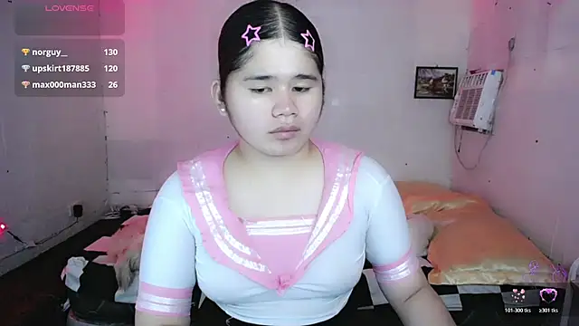 Brittany_143 webcam